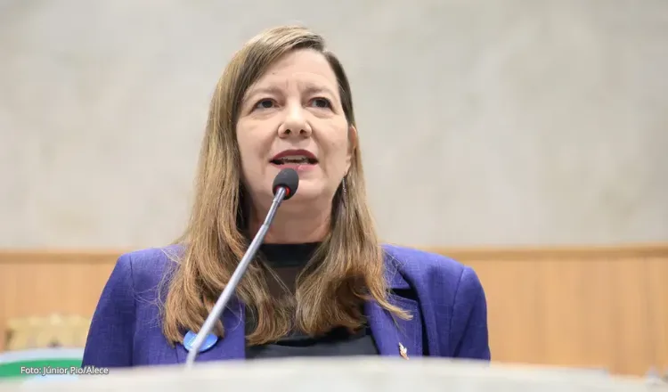 Lia nega Cid Gomes como vice de Elmano em 2026: ‘Não quis nem ser governador, vai querer ser vice?’