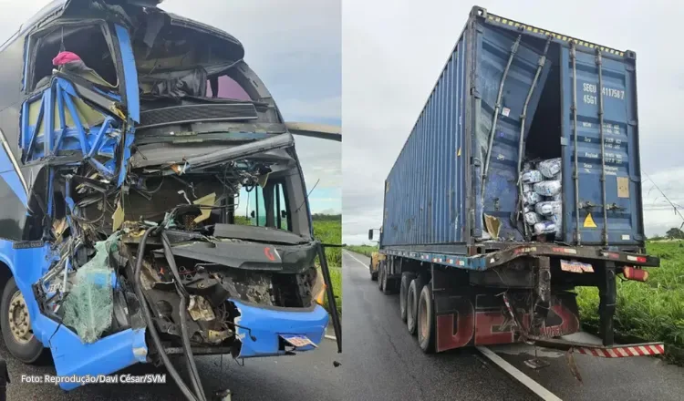 Ônibus colide em caminhão, deixa feridos e bloqueia trecho da CE-040 em Cascavel