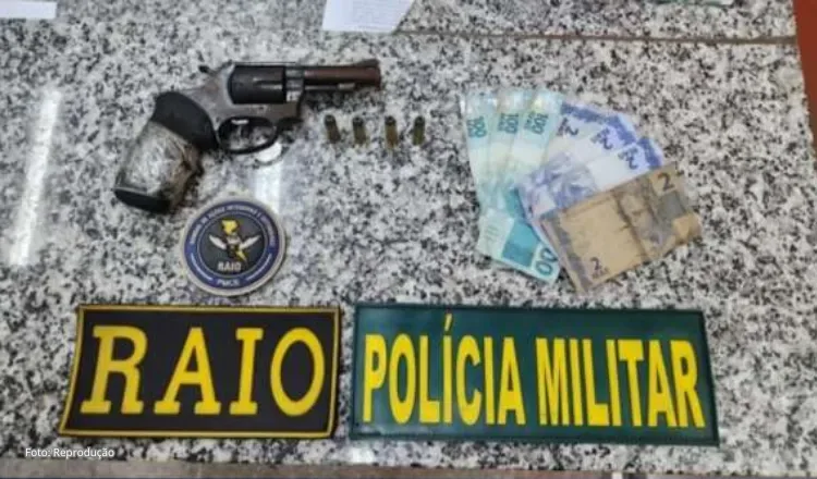 Raio da PMCE apreende arma de fogo e prende suspeito em Itarema