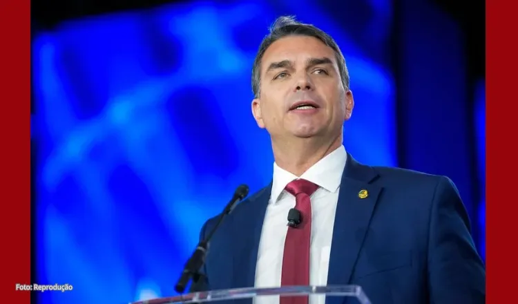 Flávio Bolsonaro defende redução da maioridade penal para 14 anos