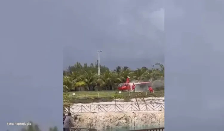Helicóptero de passeio turístico registra princípio de incêndio em Jericoacoara, no Ceará