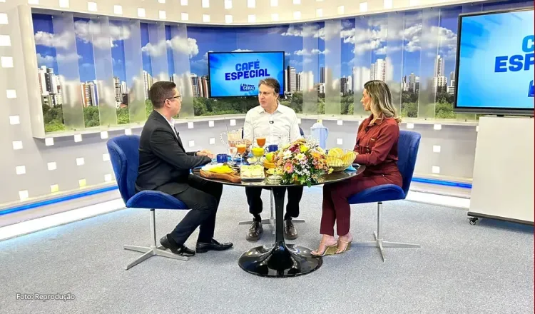 Camilo Santana diz que não há veto a nomes e confirma conversa com Luizianne Lins sobre articulação para 2026