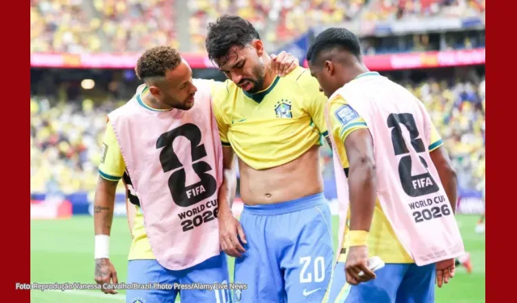 Lucas Paquetá sofre lesão na coxa e deve desfalcar o Brasil nas oitavas da Copa