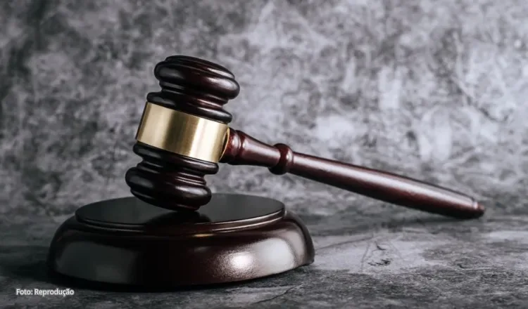 Após denúncia do MP, Justiça condena casal por tráfico de drogas dentro de unidade prisional em Itaitinga