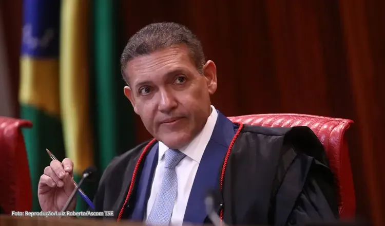 TSE acionado para barrar vídeos falsos contra Lula nas redes sociais